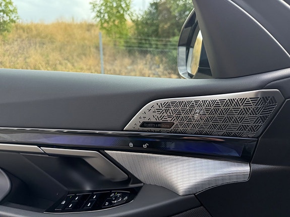 BMW 530e 19 of 30