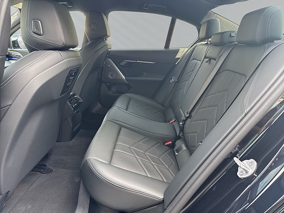 BMW 530e 16 of 30