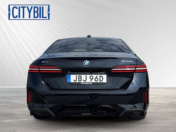 BMW 530e 4 of 30