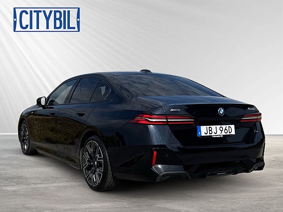 BMW 530e 3 of 30