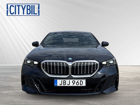 BMW 530e 7 of 30