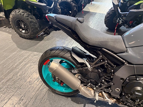 Yamaha MT-10 5 of 11