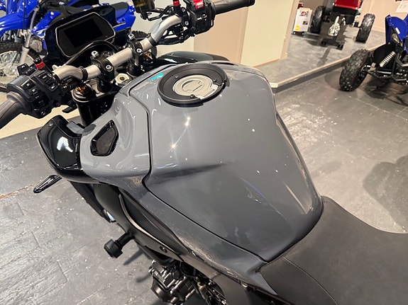 Yamaha MT-10 6 of 11