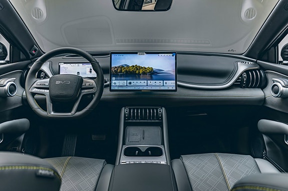 BYD Atto 3 Evo 10 of 21