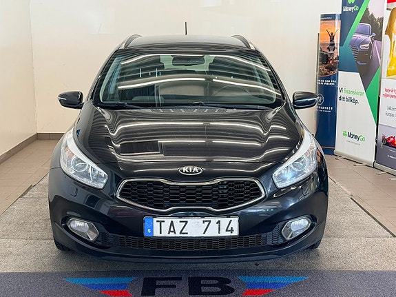 Kia Ceed 3 of 17