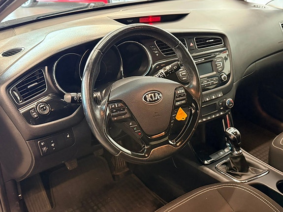 Kia Ceed 11 of 17
