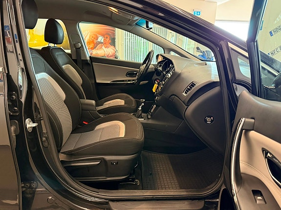 Kia Ceed 13 of 17