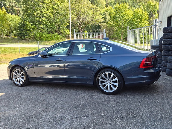 Volvo S90 15 of 27