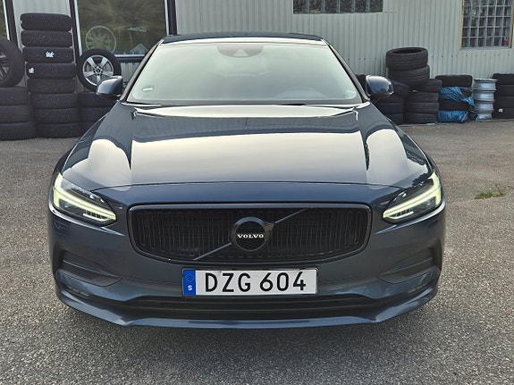 Volvo S90 27 of 27