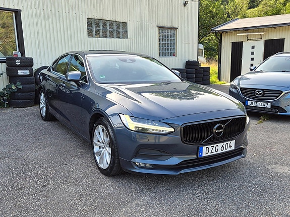 Volvo S90 10 of 27