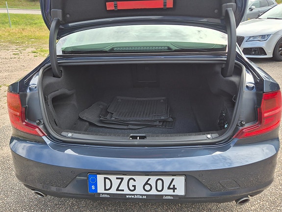 Volvo S90 19 of 27