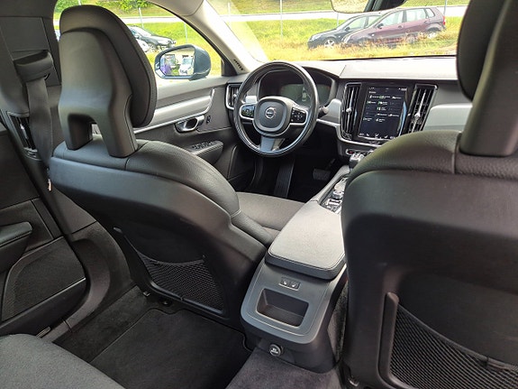 Volvo S90 22 of 27