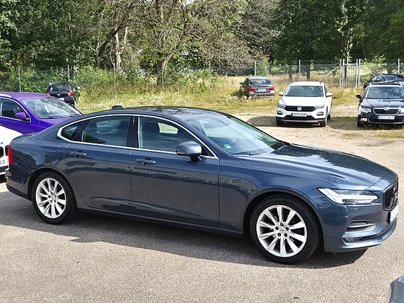 Volvo S90 4 of 27