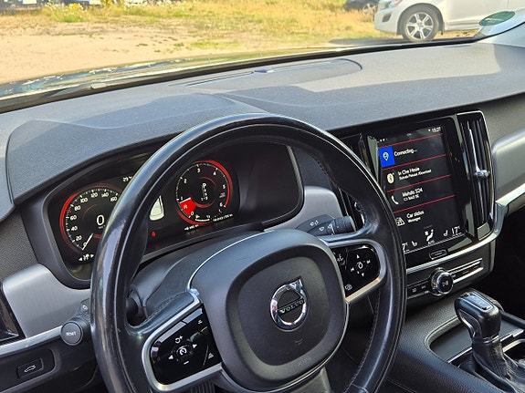 Volvo S90 23 of 27