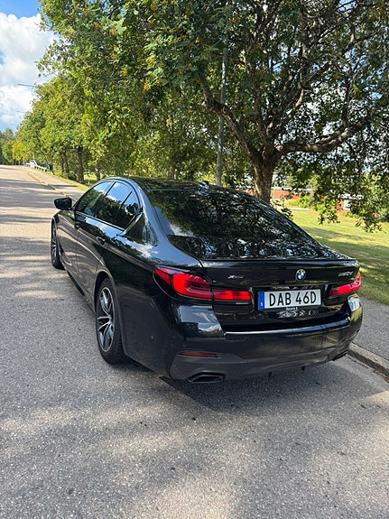 BMW 520d 4 of 14