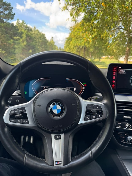 BMW 520d 8 of 14