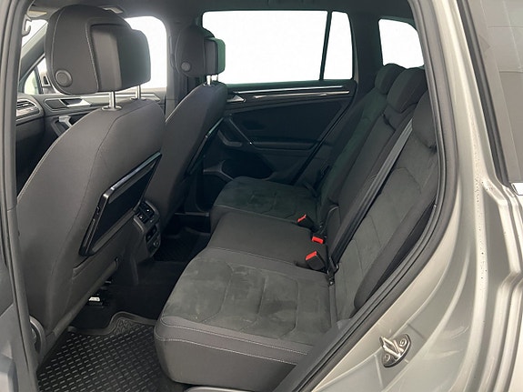 Volkswagen Tiguan 13 of 28