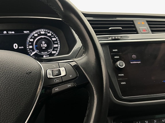 Volkswagen Tiguan 21 of 28