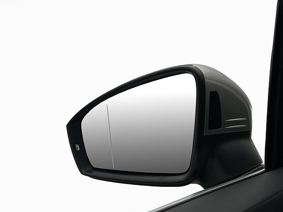 Volkswagen Tiguan 24 of 28