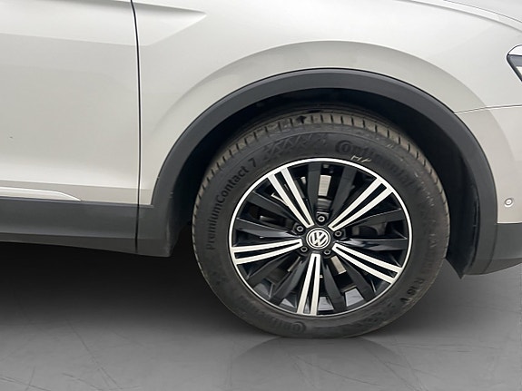 Volkswagen Tiguan 28 of 28