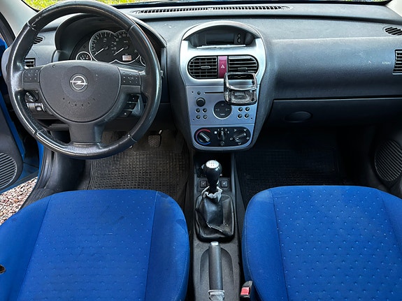 Opel Corsa 5 of 6