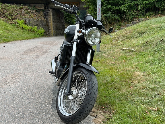 Triumph Legend 4 of 6