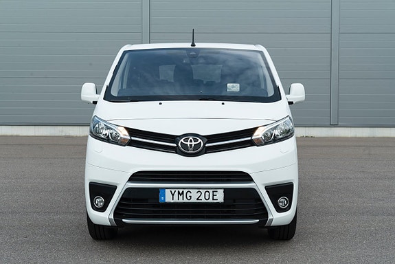 Toyota Proace Verso 3 of 18