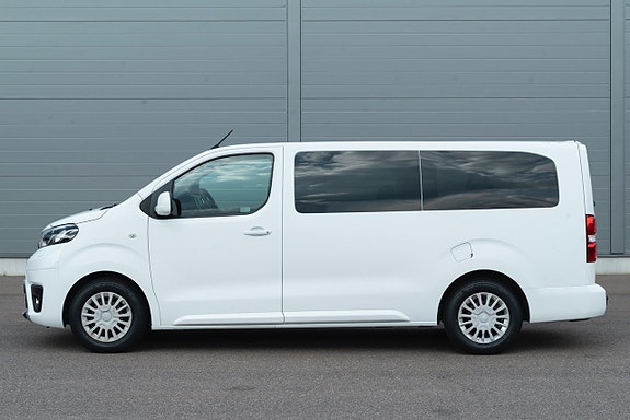 Toyota Proace Verso 2 of 18