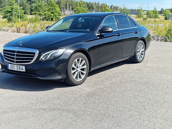 Mercedes-Benz E220 d 9 of 12