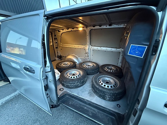 Mercedes-Benz Vito 111 7 of 17
