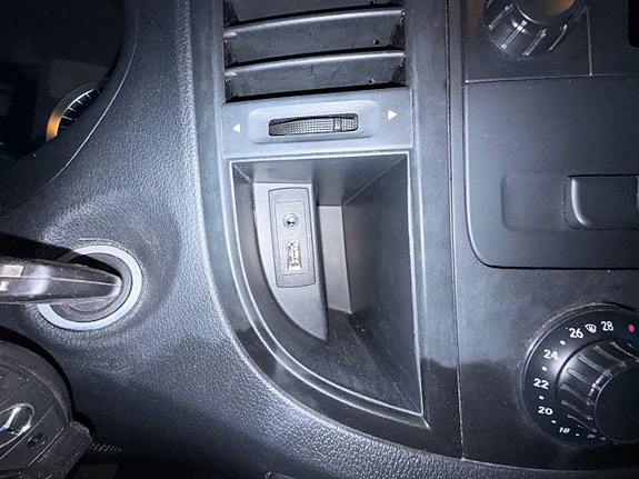 Mercedes-Benz Vito 111 16 of 17