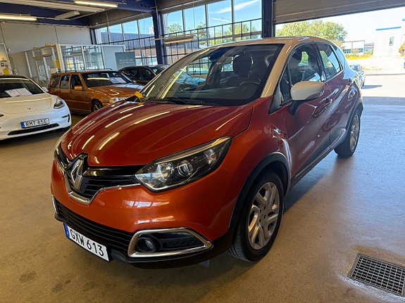 Renault Captur 2 of 11