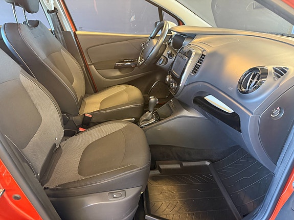 Renault Captur 8 of 11