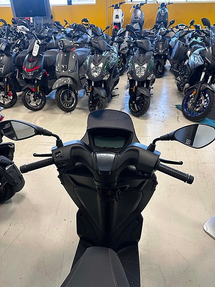 Aprilia SXR 50 5 of 6