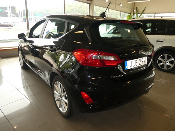 Ford Fiesta 2 of 7