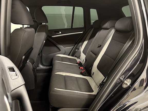 Volkswagen Tiguan 9 of 11