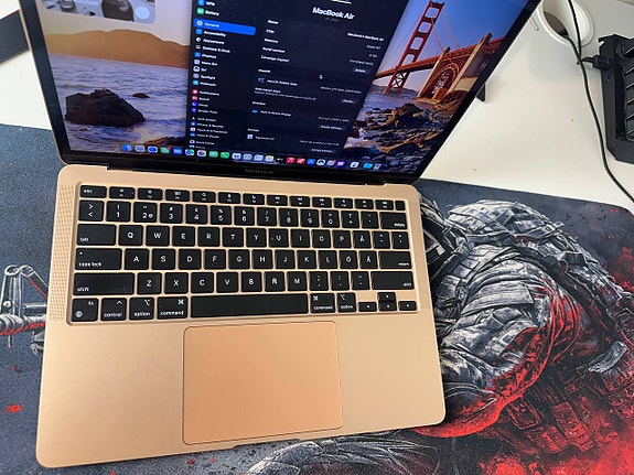 MacBook Air M1 (2020) Rosa Guld image 2