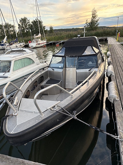 Anytec 860 SPD - 2 x Evinrude E-Tec 300 HK 7 of 9