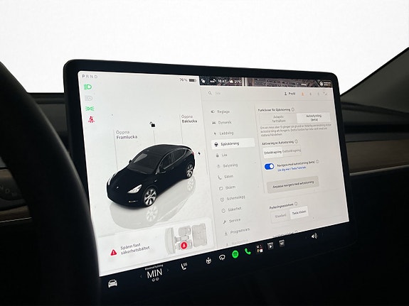Tesla Model Y 20 of 30