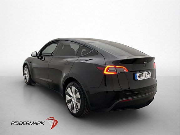 Tesla Model Y 6 of 30