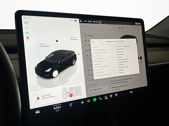 Tesla Model Y 21 of 30