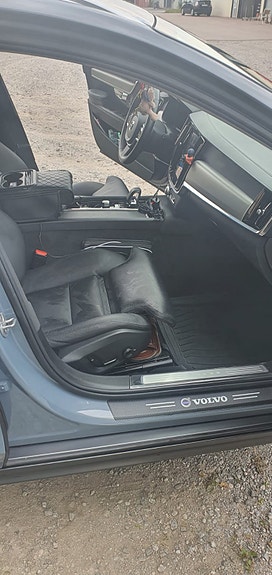 Volvo V90 Cross Country 8 of 8