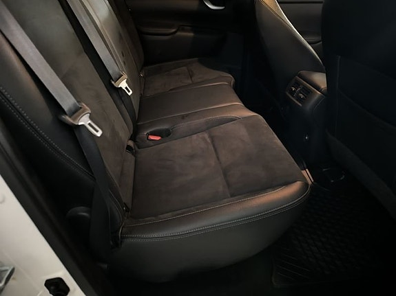 Mercedes-Benz X250 d 8 of 9