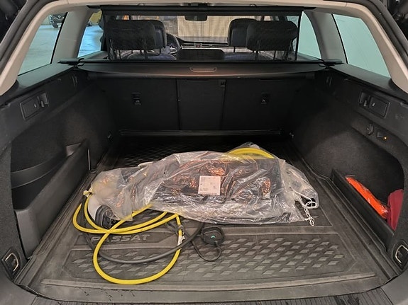 Volkswagen Passat 8 of 10
