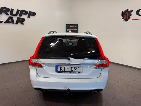 Volvo V70 6 of 23