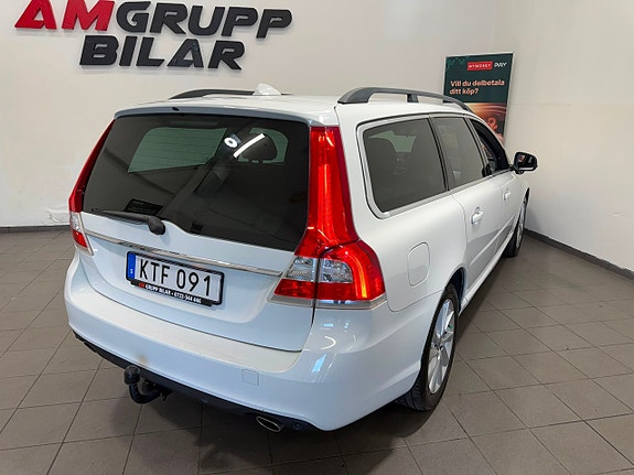 Volvo V70 4 of 23