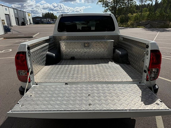 Toyota HiLux 6 of 16