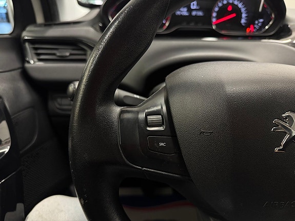 Peugeot 208 13 of 20