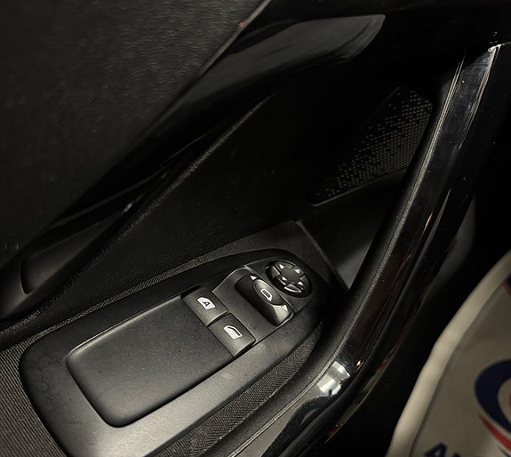 Peugeot 208 17 of 20