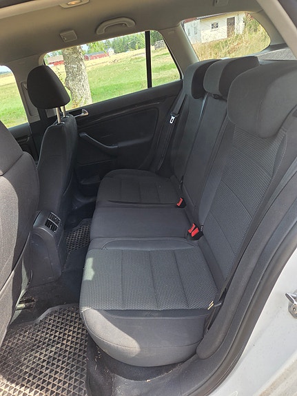 Volkswagen Golf VI 5 of 7